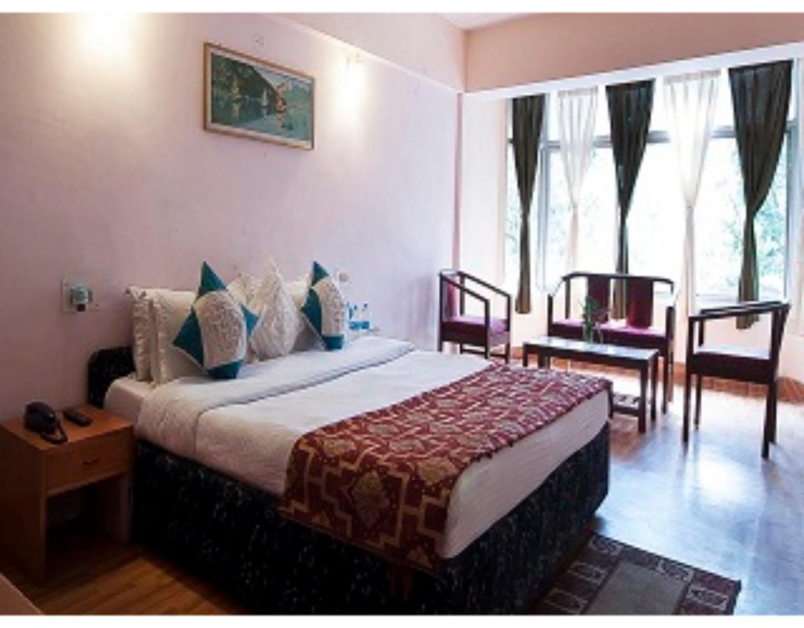 Anamika Hotel Nainital Eksteriør bilde